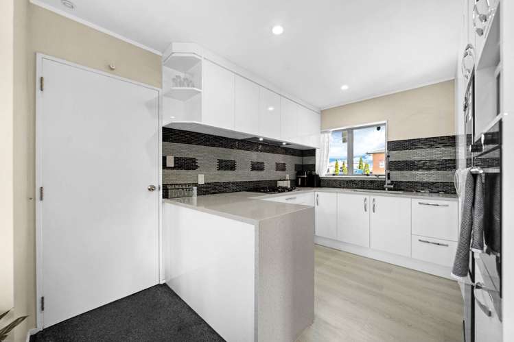 3 Eloise Place Clendon Park_11