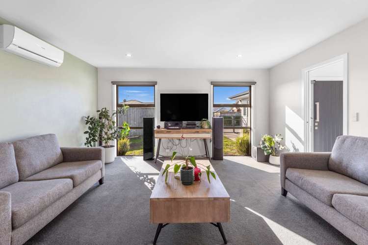 17 Story Street Foxton Beach_2