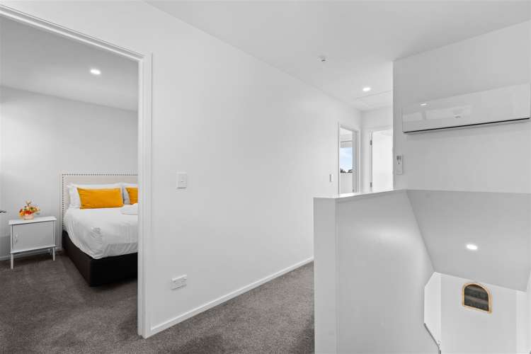 18/241 Lincoln Road Addington_6