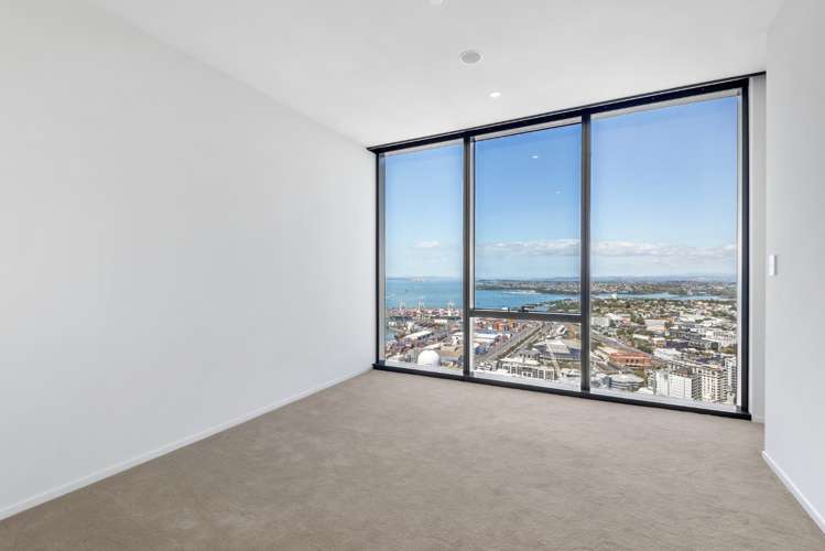 5002/10 Commerce Street 10015_7