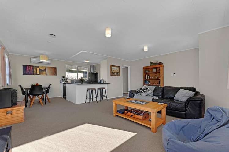 47 Claverdon Drive Massey_12