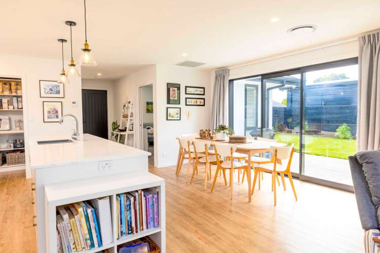 17 Monte Crescent Lincoln_6