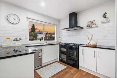 70 Harmel Road_3