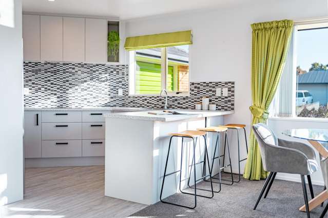 112 Gayhurst Road Dallington_4