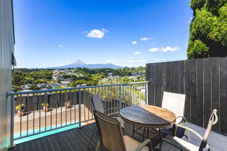 18b Montana Place Merrilands_15