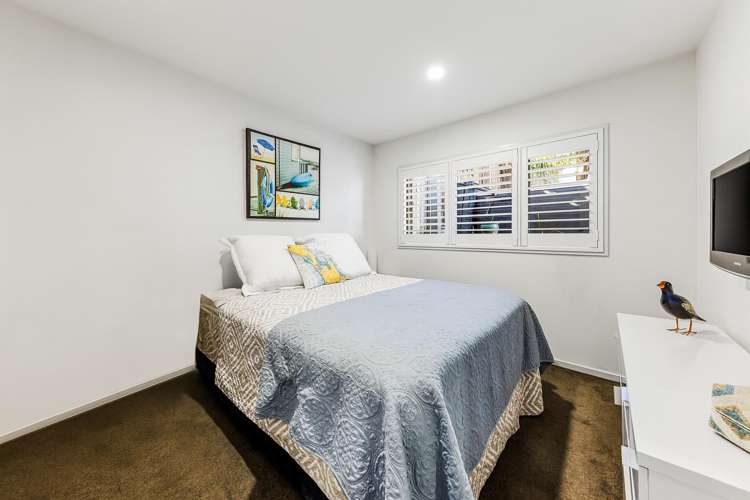 2/12 Browns Bay Road Rothesay Bay_11
