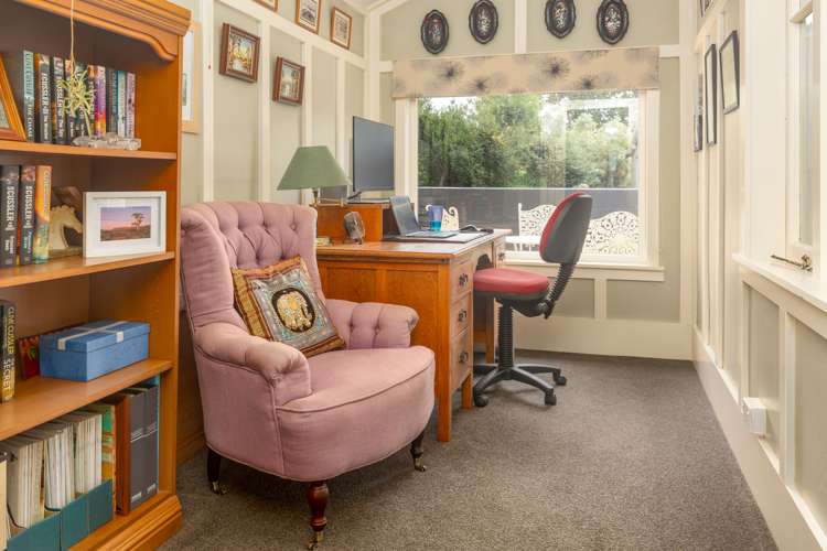 58 Puketutu Road Bombay_12