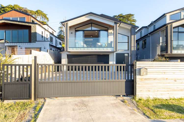 24 Gospel Heights Flat Bush_29