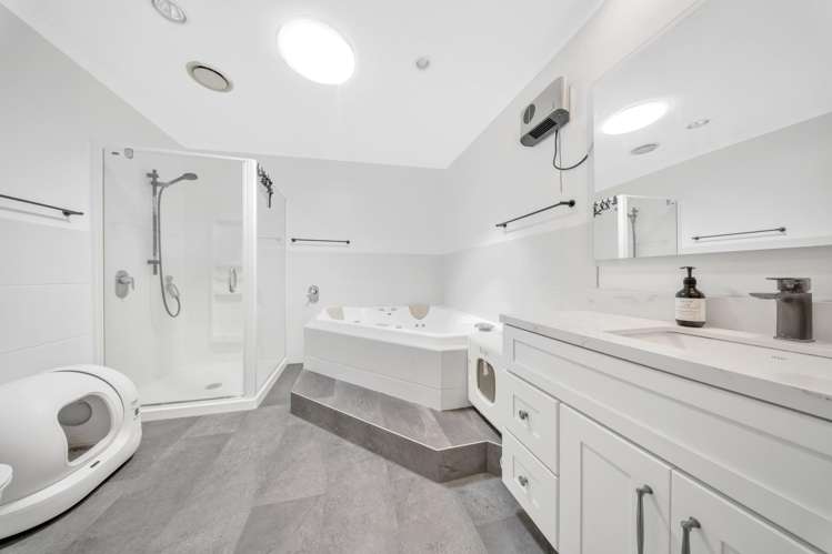 47 Waller Avenue Bucklands Beach_21