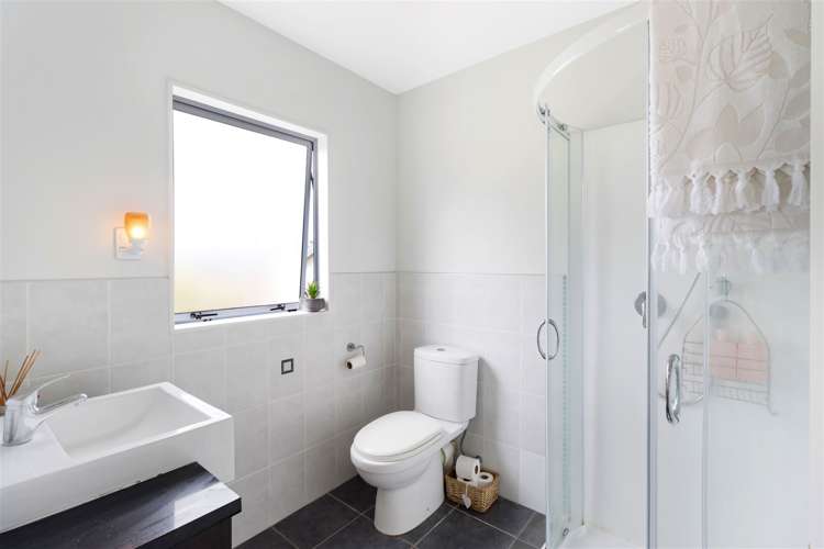 23 Waltham Street Henderson_15