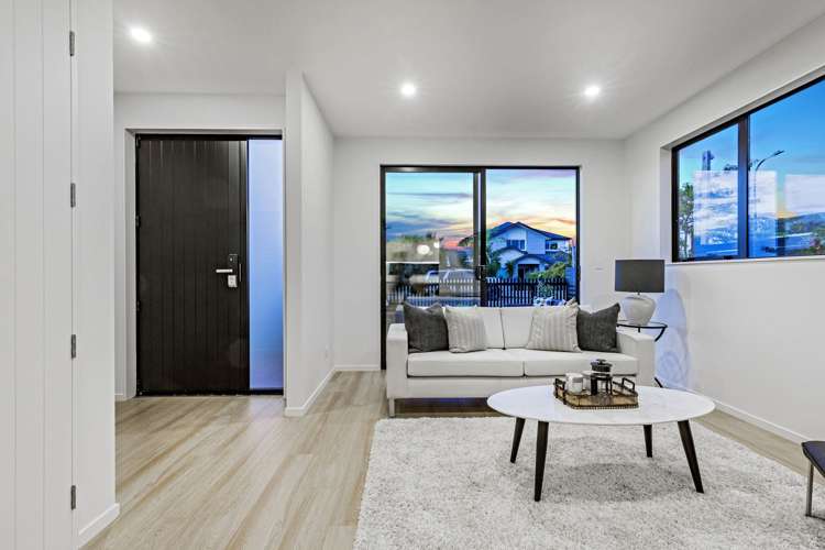 30 Lemon Grove Lane Greenhithe_13