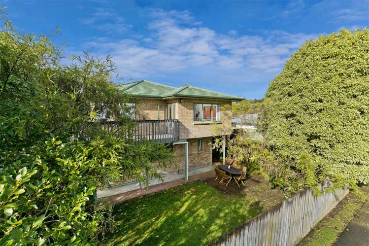 182 Henderson Valley Road Henderson_5