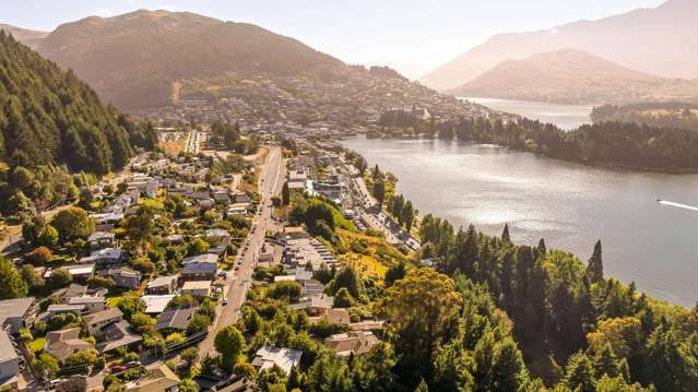 78, 80, 82 Thompson Street Queenstown_4