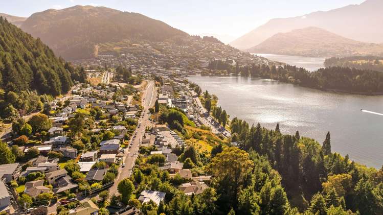 78, 80, 82 Thompson Street Queenstown_4