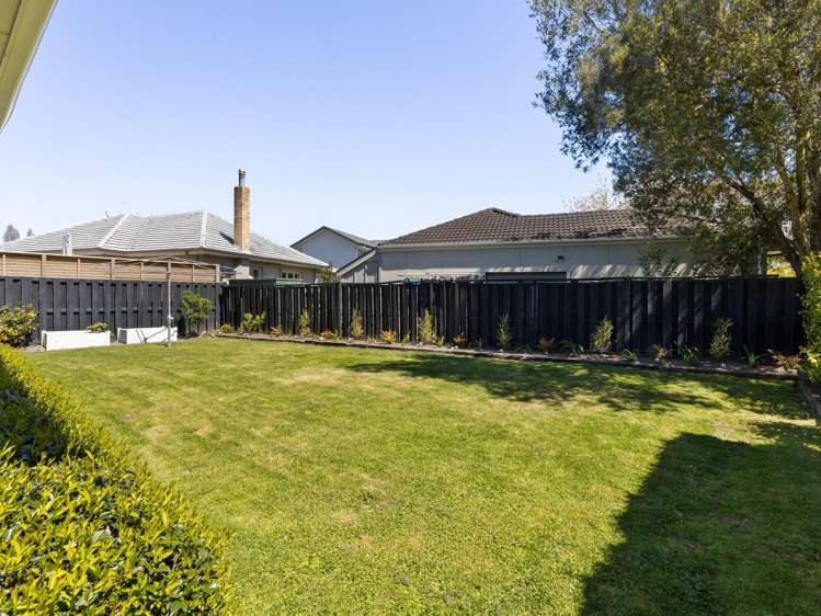 17 Banbury Crescent Fairfield_13