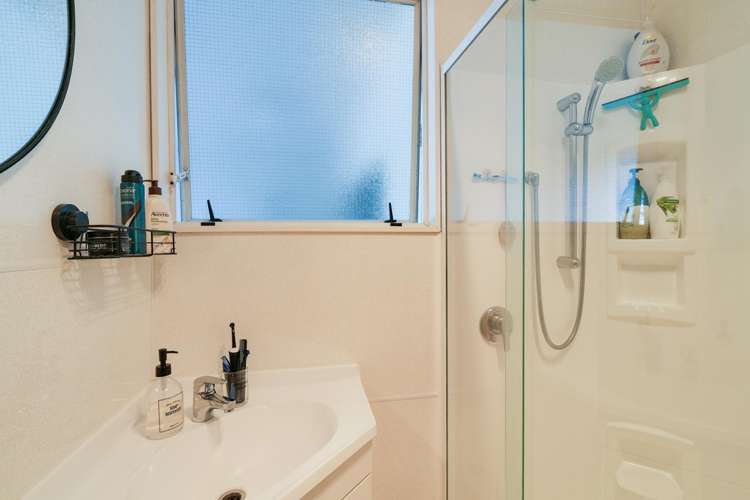 2/46 Arthur Street Gladstone_9