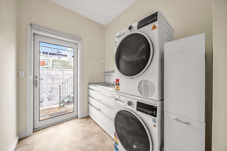 25 Muriwai Drive Manapouri_17