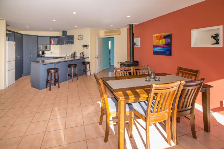 16 Paget Drive Woodend_3