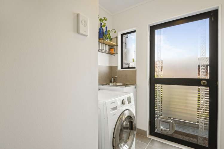 2/17 Drome View Place Beach Haven_14