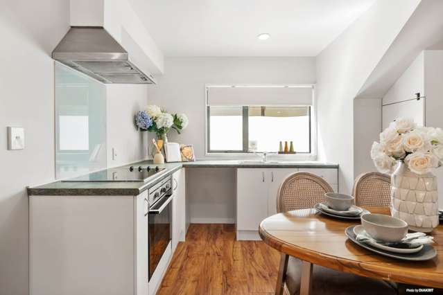 2/1 Melview Place New Lynn_4