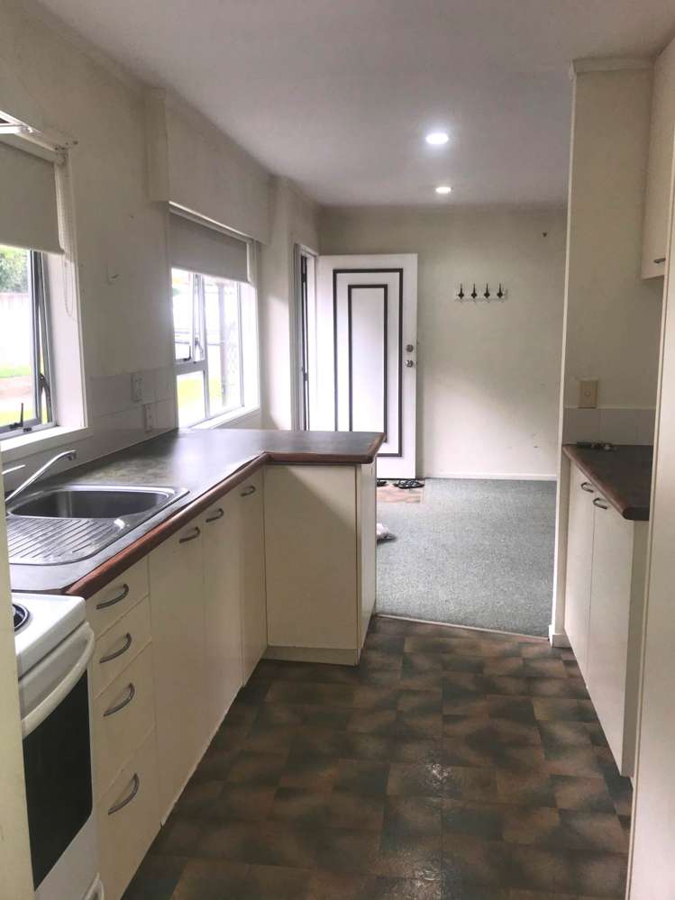 1/68 Clayburn Road Glen Eden_1