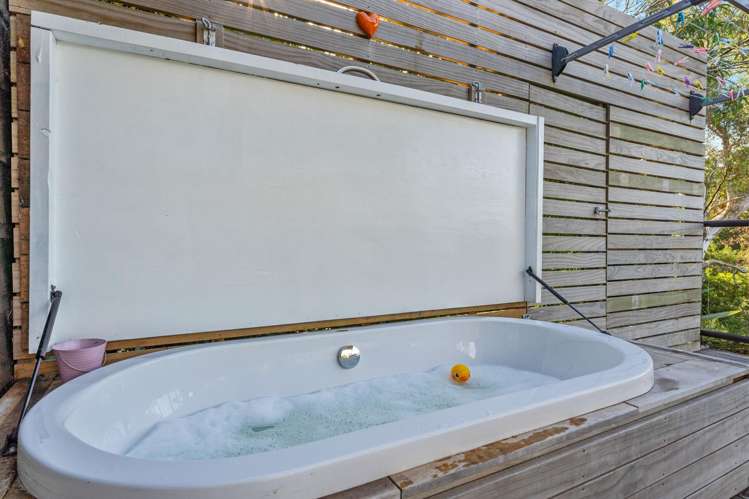 9 Ferndale Avenue Leigh_22