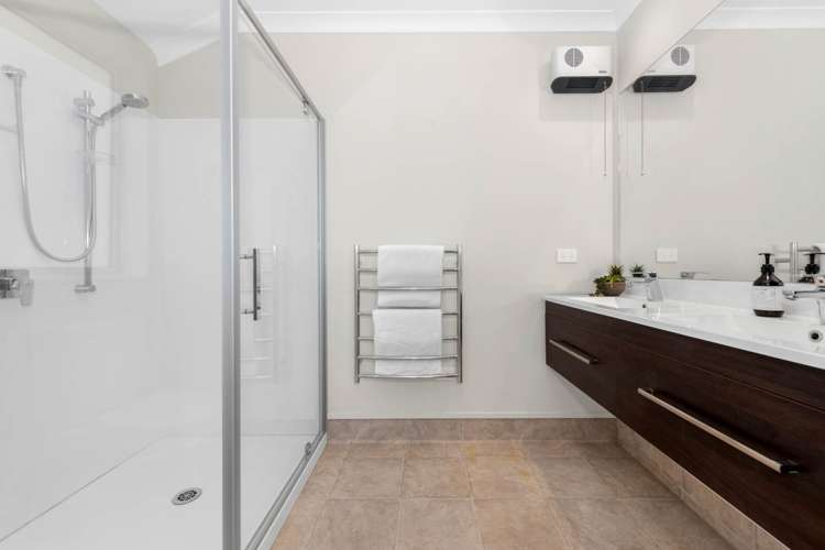 93 Liberty Crescent Beachlands_20