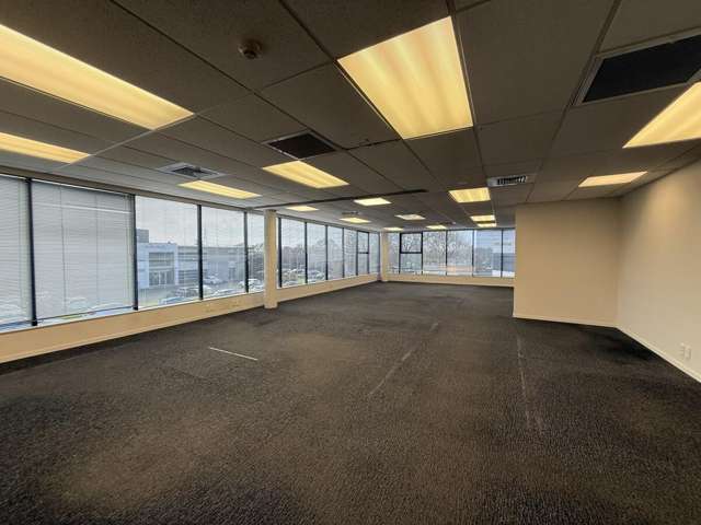 2B George Bourke Drive Mount Wellington_2