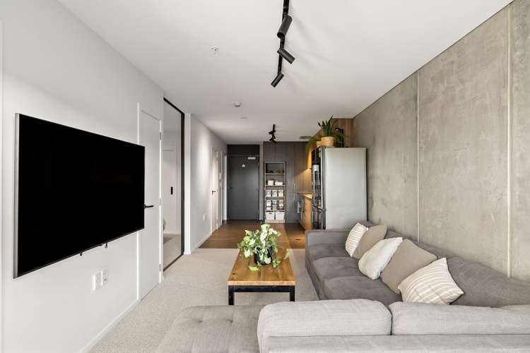 405/21 King Street Mount Cook_7