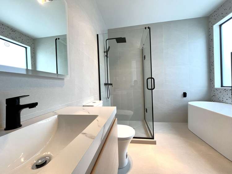 7/41 Seaside Avenue Waterview_18