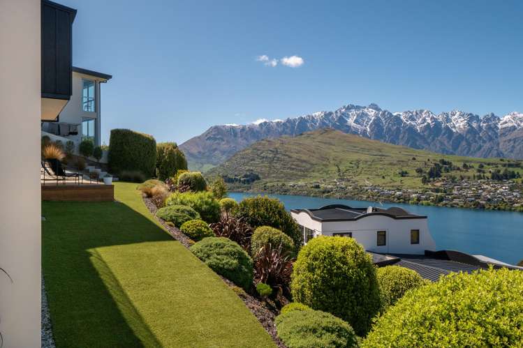 92 Hensman Road Queenstown_39