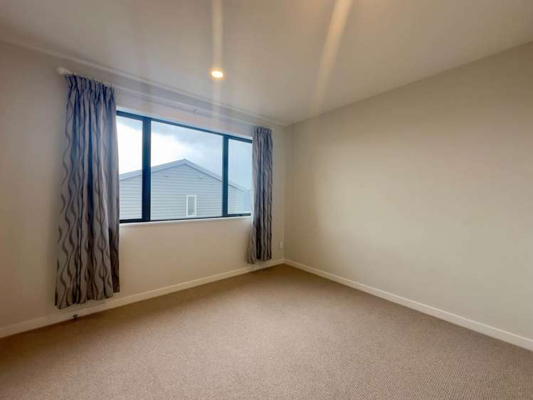 6 Henry Lloyd Place Millwater_11