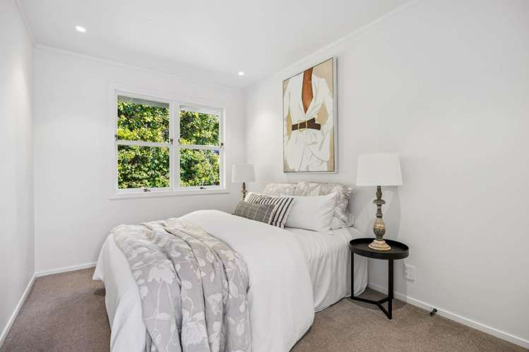 12 Shipherds Avenue Epsom_17