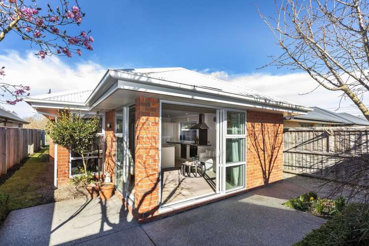 14 Venerable Terrace Yaldhurst_13