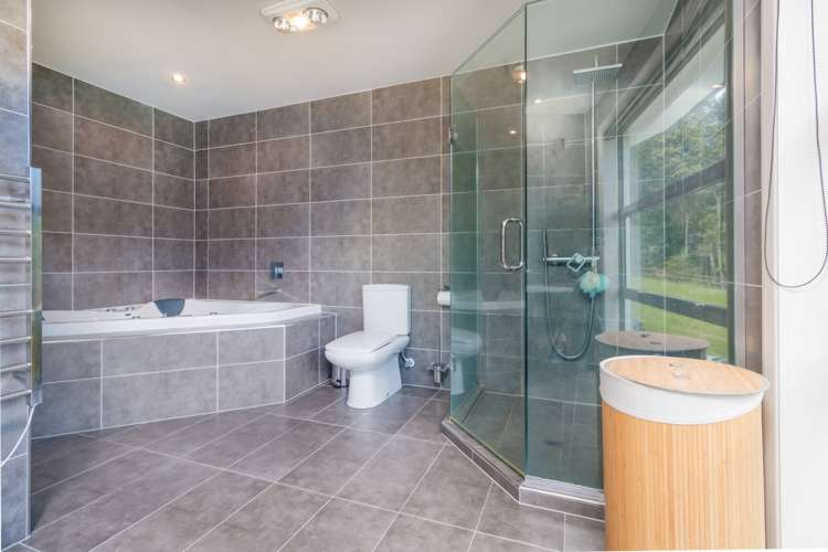 41 Packspur Drive Flat Bush_18