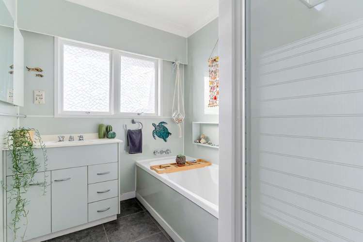 8 Hillcrest Road Hatfields Beach_19