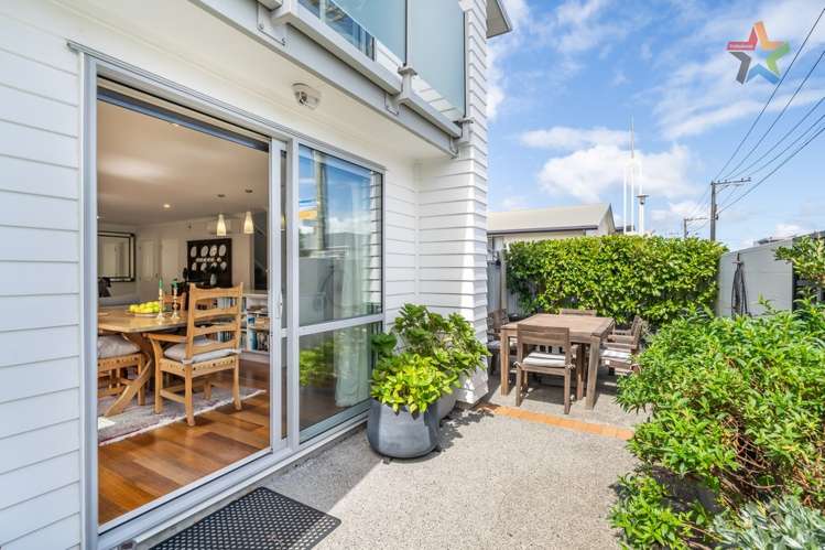 2 Latimer Way Petone_8