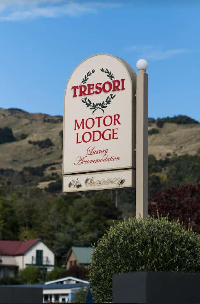 Tresori Motor Lodge & Apartments