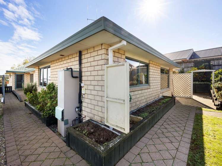 6 Glenside Rise Grandview Heights_20