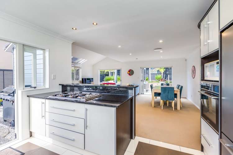 15 Newbury Place Schnapper Rock_9