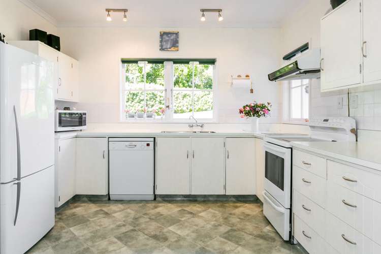 55 Breadalbane Avenue Havelock North_9