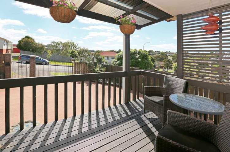 188 Solar Road Glen Eden_6