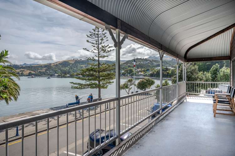 55 Beach Road Akaroa_12