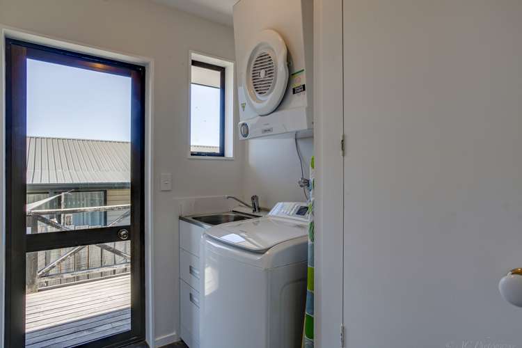 6 Ellesmere Place Oceanview_11