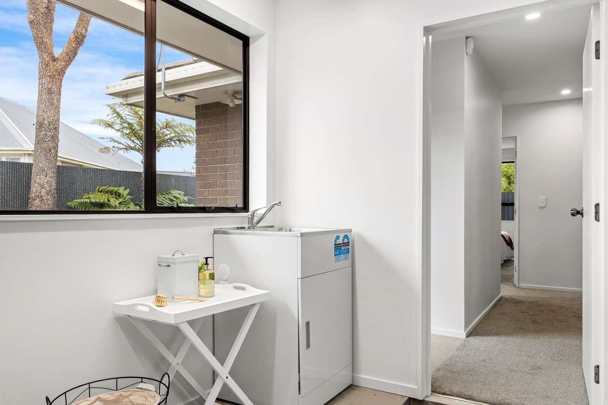 2/223 Lyttelton Street_2