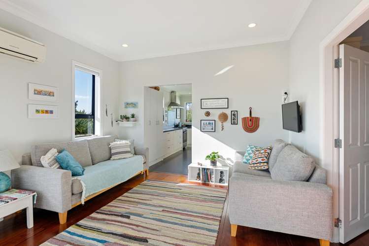 61 Tennis Court Road Raumati South_10