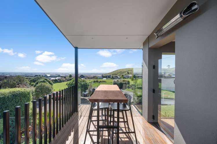 10 Quarry Hill Terrace Kennedys Bush_3