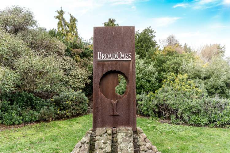 1 Major Aitken Drive Huntsbury_22