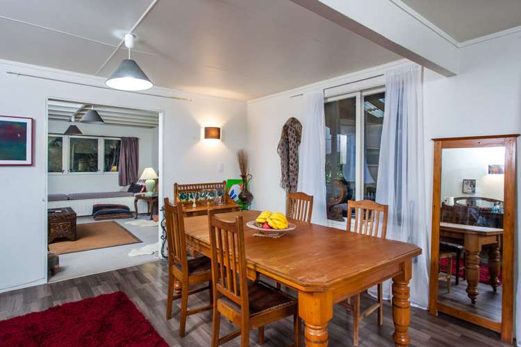 13 Rangiuia Road Tolaga Bay_4