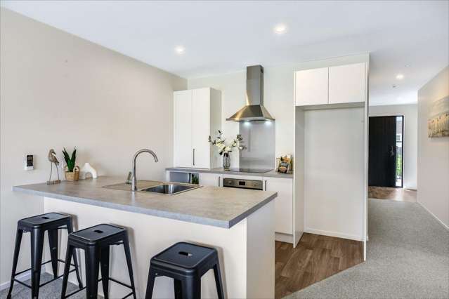 2/36 Odette Street 2738_3